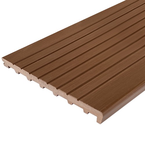 Ступень ДПК Latitudo Step-320 Каштан Полнотелая купить в Электростале